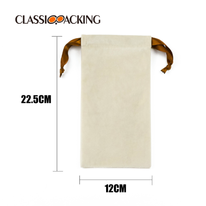 velvet glasses pouch size