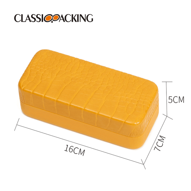Hard Crocodile Skin Pattern Sunglass Cases Size