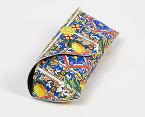 soft-custom-digital-printed-sunglasses-case-side-look