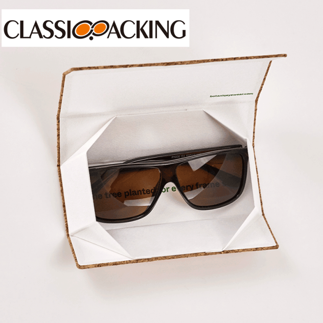 fold flat glasses case capacity