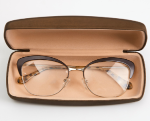 brushed metallic pvc glasses case detail