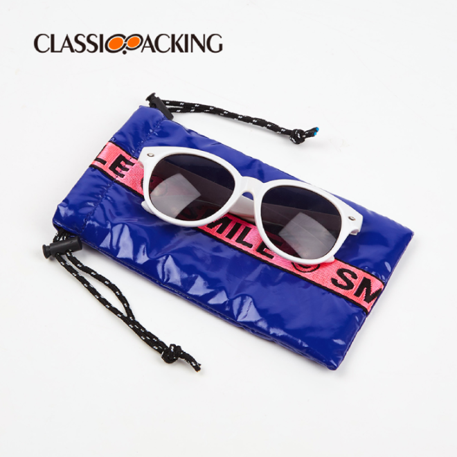 glossy polyester sunglasses pouch size comaprison
