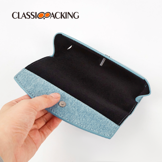 denim glasses case inner look